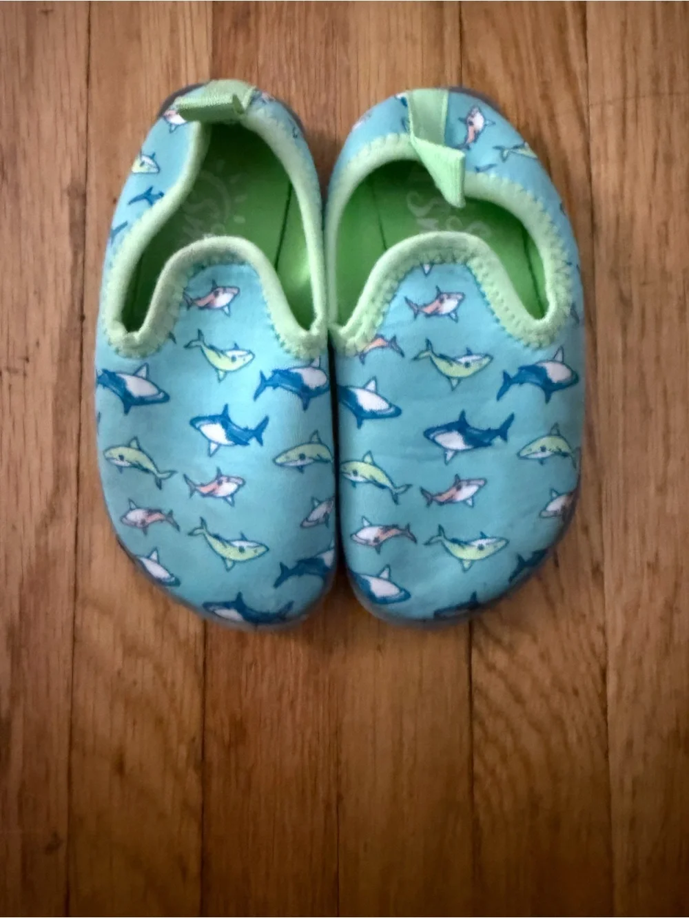 Sun smart 5/6 Shark Print Slip-On Water Shoes - Light Blue/Green
